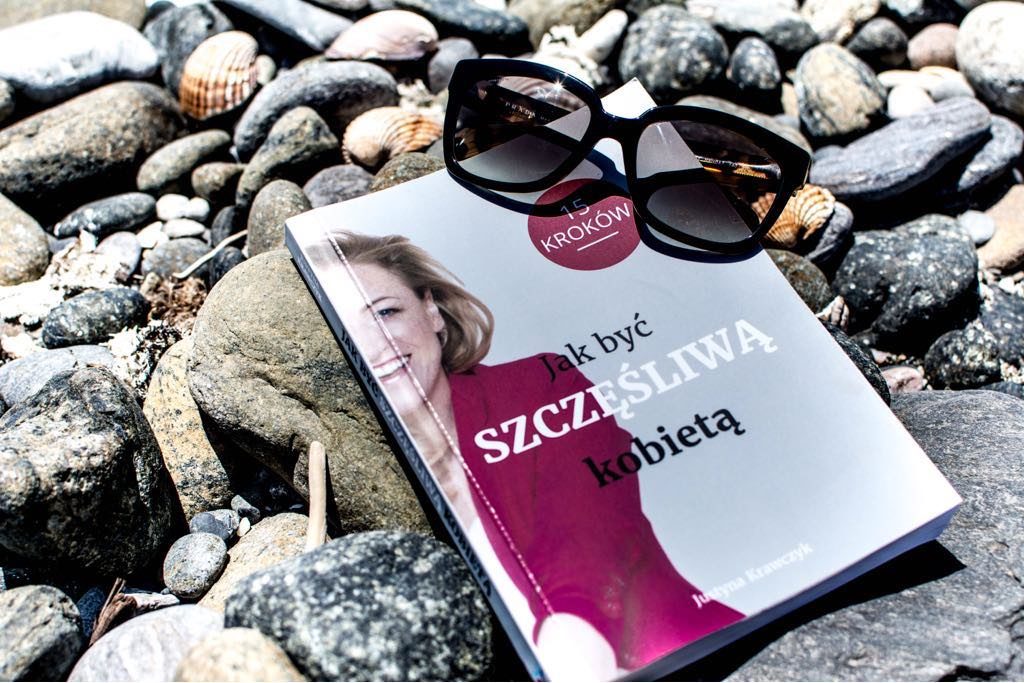 SZCZĘŚLIWA KOBIETA